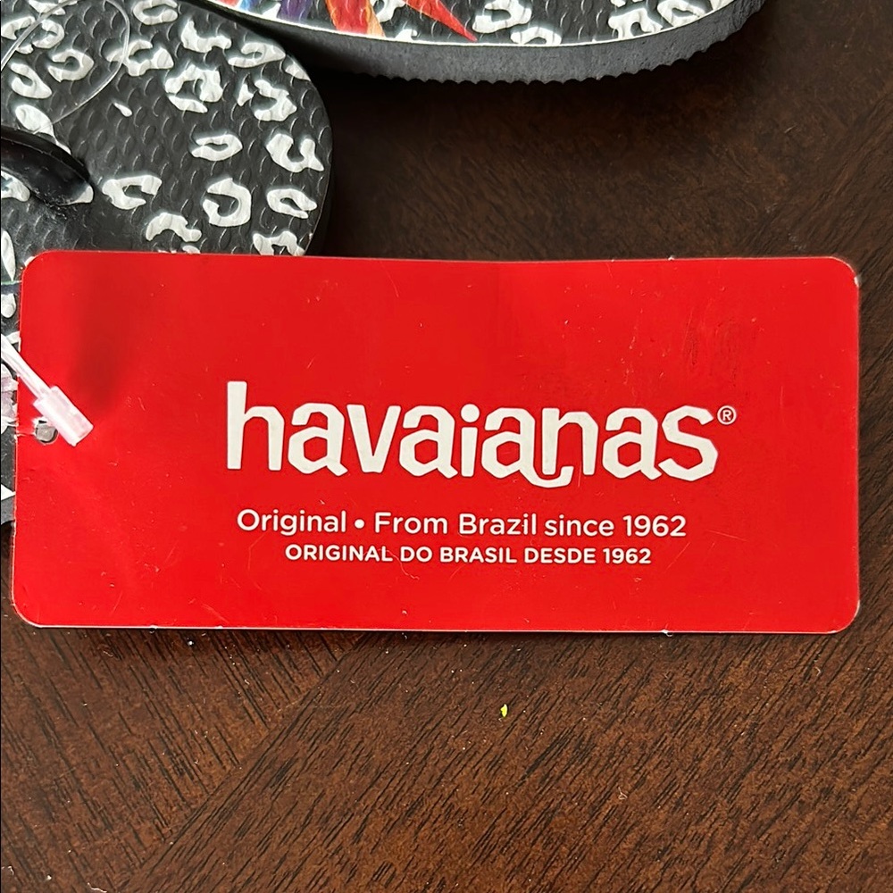 Havaianas Girls' Leopard & Floral Print Flip-Flops - Picture 7 of 7
